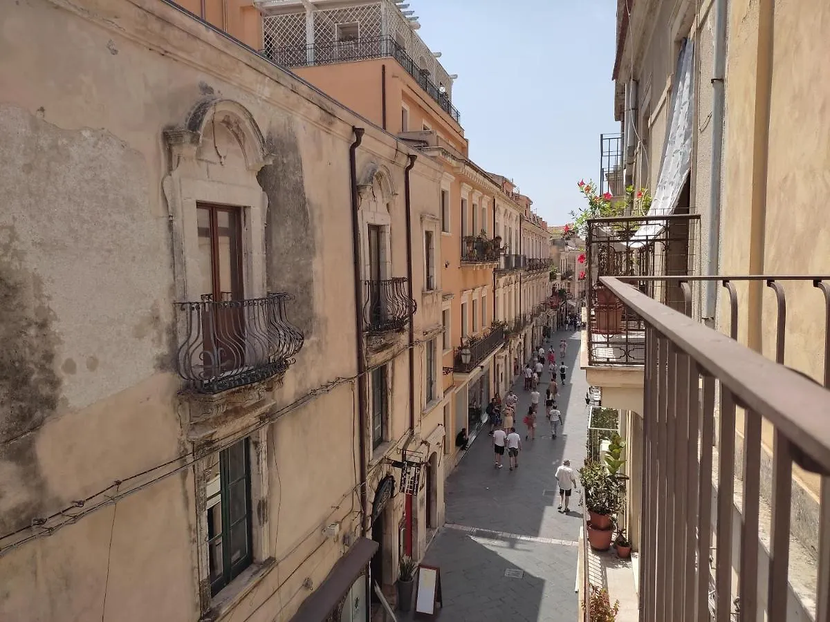 Rosa Thea Suite Taormina 0*,  Italia