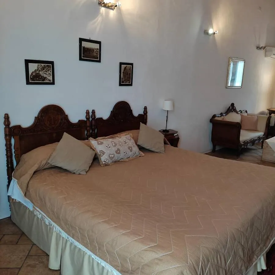 Rosa Thea Suite Taormina