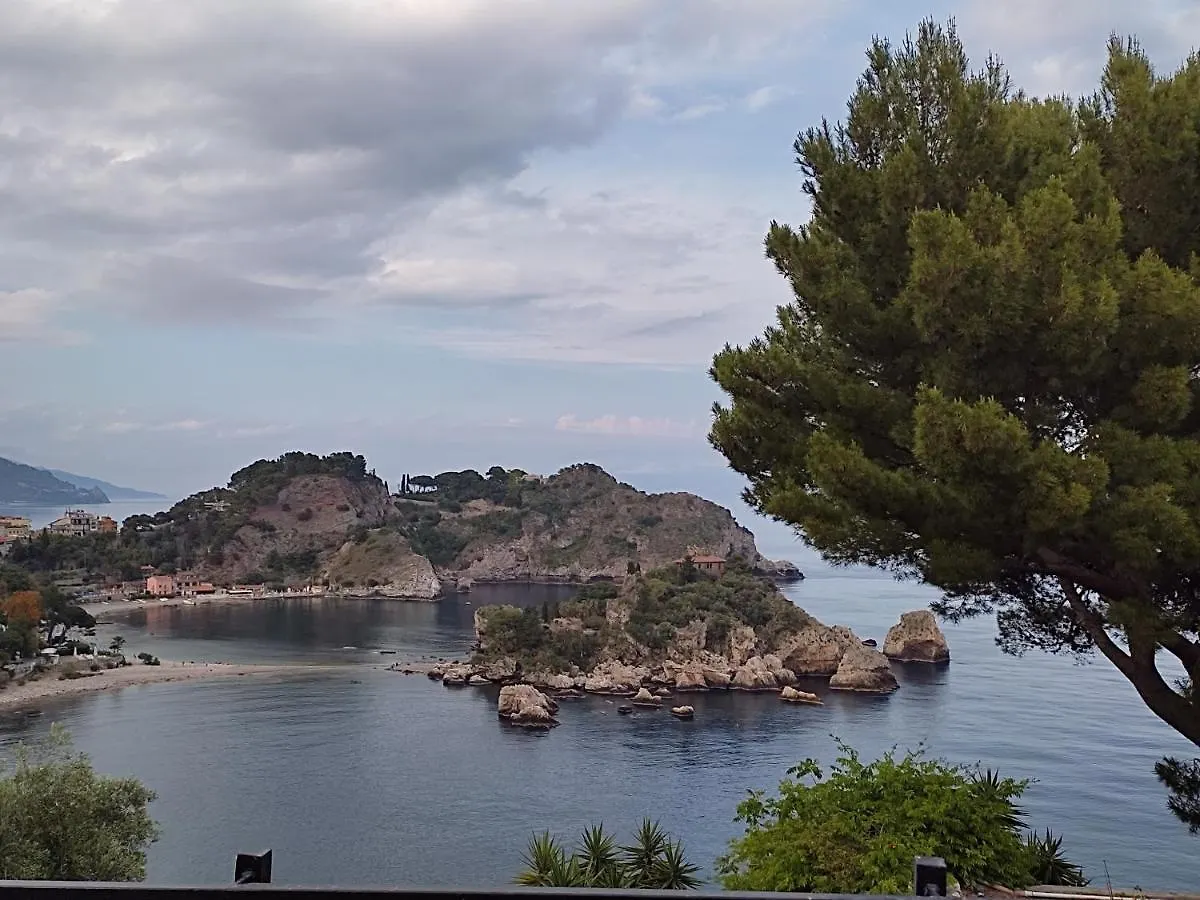Rosa Thea Suite Taormina Italia